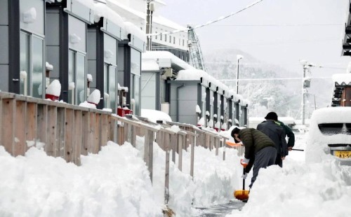 ভারী তুষারপাতের আশঙ্কায় জাপান 