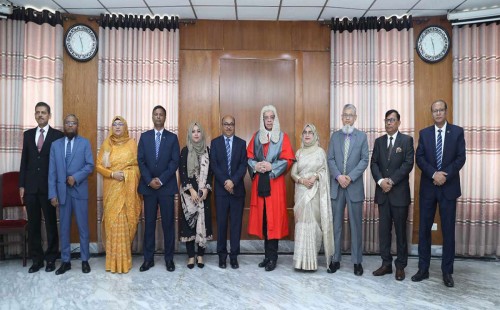 শপথ নিলেন পিএসসির নতুন ৭ সদস্য 