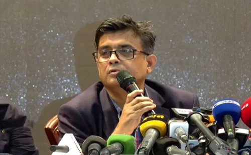 ৪০০ কোটি টাকা পাচারের ঘটনা প্রকাশ করলেন প্রধান উপদেষ্টার প্রেস সচিব 