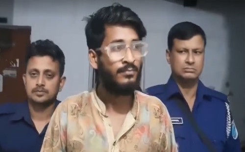 নারীদের প্রতি অশালীন মন্তব্য, গ্রেপ্তার হৃদয় খান 