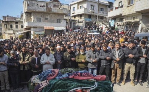 সিরিয়ায় প্রাণহানি ১৩শ’ ছাড়িয়েছে 