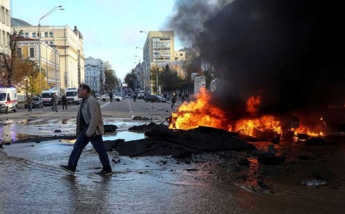 ইউক্রেনে রাতভর রুশ হামলা 