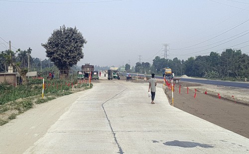 ঈদযাত্রায় ঢাকা-টাঙ্গাইল মহাসড়কে তীব্র যানজটের আশঙ্কা 