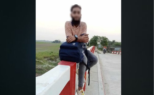 পরীক্ষায় ‘প্রক্সি’ দিতে গিয়ে গ্রেপ্তার যুবক 