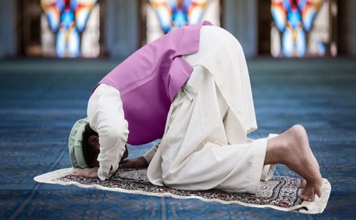 একাকী নামাজ ও ইকামতের হুকুম 