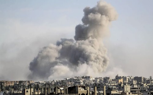 গাজায় ইসরায়েলি হামলায় একদিনে ৬৪ নিহত 