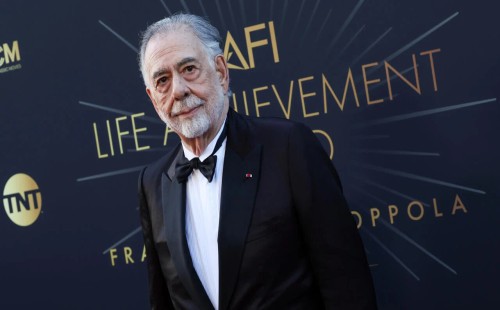 আজীবন সম্মাননা পেলেন কপোলা 