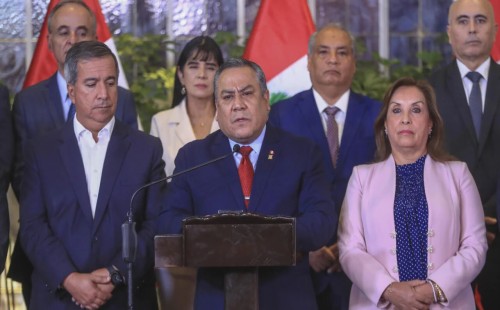 অনাস্থা ভোটের আগে পেরুর প্রধানমন্ত্রীর পদত্যাগ 