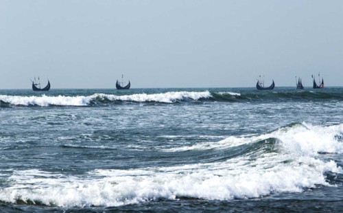 বঙ্গোপসাগরে লঘুচাপের আভাস 