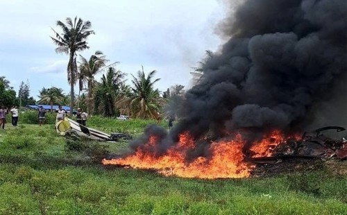 থাই পুলিশ কপ্টার বিধ্বস্ত, নিহত ৩ 