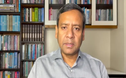 ড. ইউনূসের ওপর মার্কিন সমর্থন কচুপাতার পানির মতো টলটল করছে : রনি 