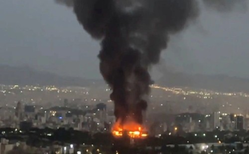 ইরানের তিন পরমাণু স্থাপনায় মার্কিন হামলা 