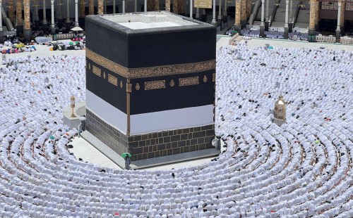 দেশে ফিরেছেন ৬৫ হাজার ৫৭৩ হাজি 