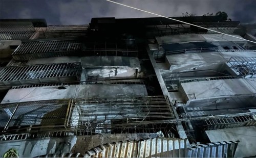 ভিয়েতনামে আবাসিকে আগুন, নিহত ৮ 