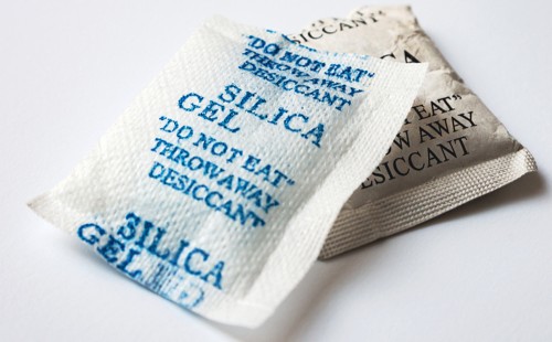 সিলিকা জেল কেন দেওয়া হয় পণ্যের সঙ্গে? 