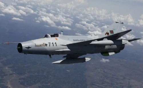 বিশ্বজুড়ে এফ সেভেন-বিজিআই যুদ্ধবিমানের নিরাপত্তা নিয়ে প্রশ্ন 