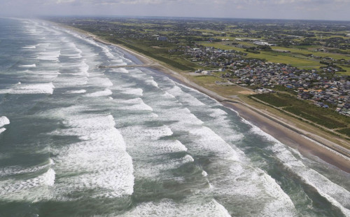 বিশ্বের আরও ৩ দেশে সুনামি সতর্কতা জারি 