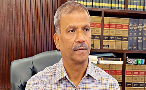 এত রক্ত ঝরার পর সংস্কার না হলে দুই দশকেও সম্ভব নয়: আসিফ নজরুল 