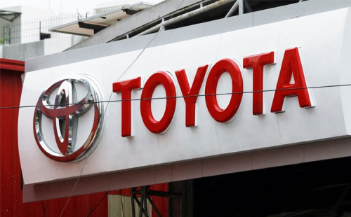 টয়োটার শেয়ারদরে পতন 