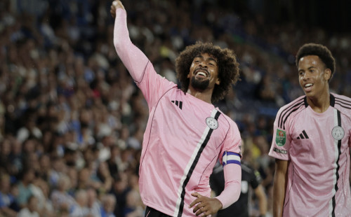 টাইব্রেকারে হেরে টুর্নামেন্ট থেকে বাদ পড়ল লেস্টার সিটি 