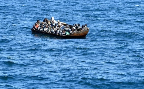 নাইজেরিয়ায় নৌকাডুবি, নিখোঁজ ৪০ 