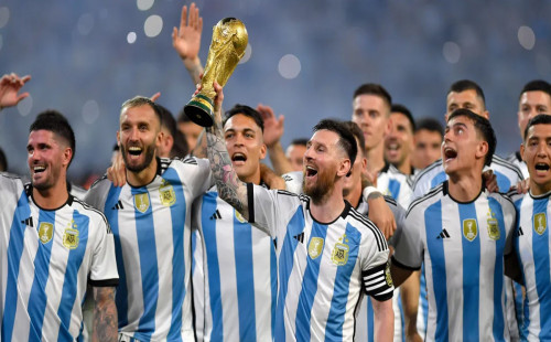 বিশ্বকাপ বাছাইয়ের দল ঘোষণা আর্জেন্টিনা 