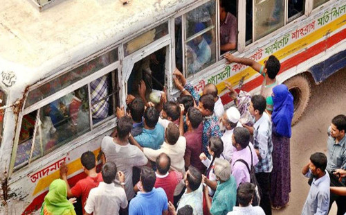 রাজধানীর বাসযাত্রীদের জন্য বড় সুখবর দিলো অন্তর্বর্তী সরকার 