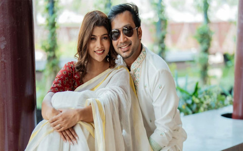 বিমানের ফ্রি টিকিটের জন্য শাওনকে বিয়ে করিনি: টয়া 