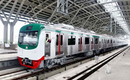 যাত্রী চাহিদায় মেট্রোরেলে বাড়ছে ট্রেনের সংখ্যা 