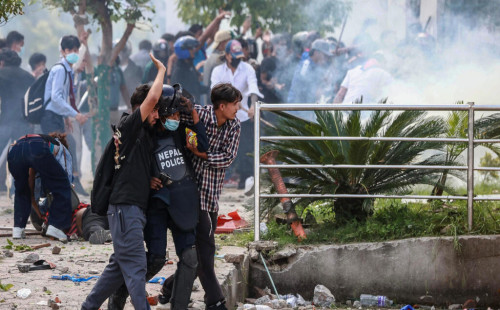 নেপালে নিহত বেড়ে ১৯ 