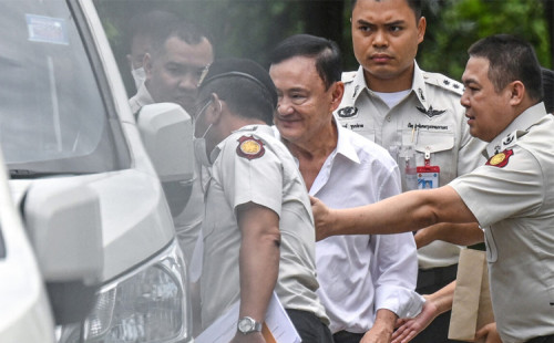 কারাগারে থাকসিন 