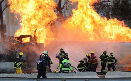 মেক্সিকোতে ট্যাঙ্কার বিস্ফোরণে মৃত বেড়ে ১৩ 