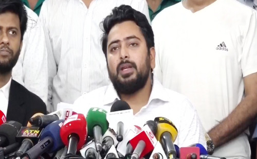 আমাকে আয়নাঘরে রাখা হয়েছিল: নাহিদ ইসলাম 