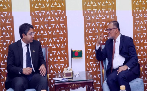 দ্বিপক্ষীয় বাণিজ্য বাড়াতে বাংলাদেশ-পাকিস্তান আলোচনায় জোর 