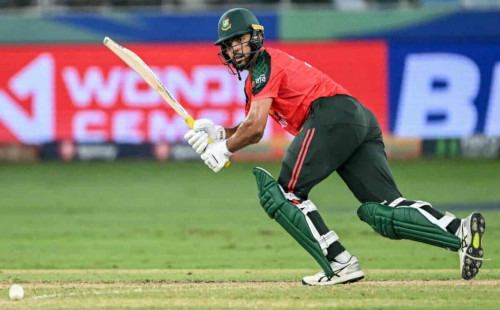 সাইফ-ঝড়ে বাংলাওয়াশ আফগানিস্তান 