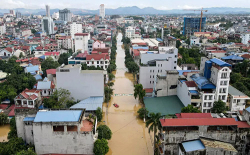 ভিয়েতনামে রেকর্ড বন্যা 