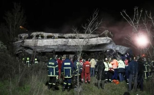 অনশন ভেঙেছেন ডেনিসের বাবা 