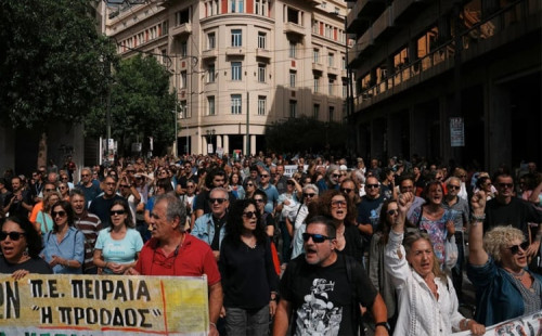 ১৩ ঘন্টা কর্মদিবস সংস্কার অনুমোদন 