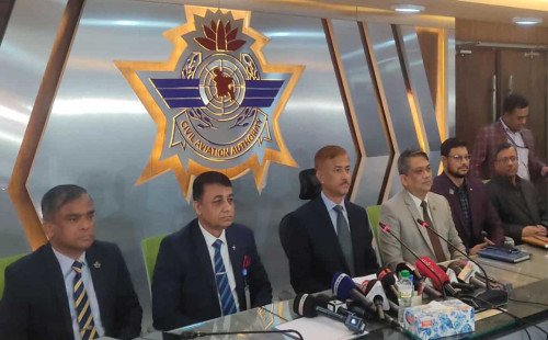 ‘ইমপোর্ট কুরিয়ার সেকশন থেকে আগুনের সূত্রপাত বলে মনে হচ্ছে’ 