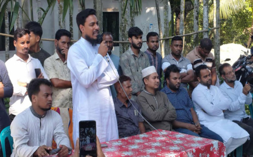 দেশের মানুষ এখনো প্রাপ্য অধিকার ও মর্যাদা ফিরে পায়নি : আখতার হোসেন 