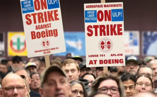 বোয়িং কর্মীদের চুক্তির প্রস্তাব প্রত্যাখ্যান 