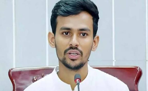 কুমিল্লা-৩ পরিবর্তন করে ঢাকা-১০ আসনের ভোটার হচ্ছেন আসিফ মাহমুদ 