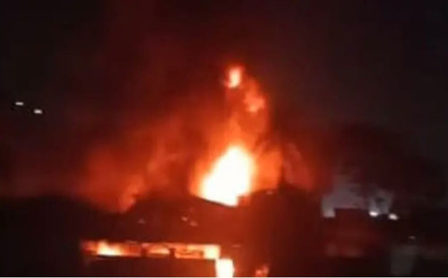 রাজধানীর মগবাজারে বহুতল ভবনে আগুন 