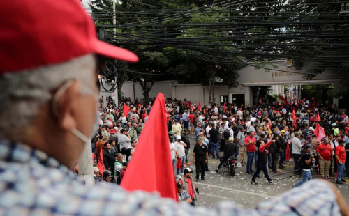হন্ডুরাসে হাজারো মানুষের বিক্ষোভ 