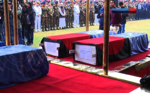 সুদানে নিহত ছয় বাংলাদেশি শান্তিরক্ষীদের রাষ্ট্রীয় সম্মানে শেষ বিদায় 