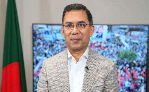 রাত সোয়া ১২টায় দেশের পথে রওনা হচ্ছেন তারেক রহমান, বিমানবন্দরে কঠোর নিরাপত্তা 