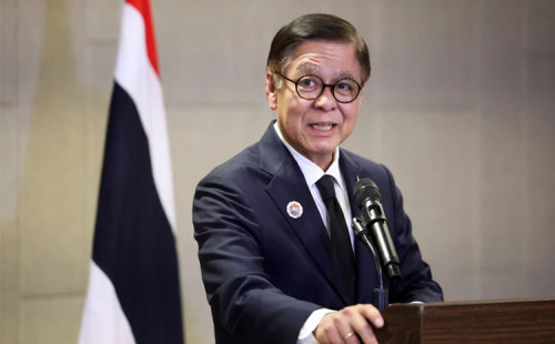 চুক্তি তড়িঘড়ি স্বাক্ষর হয় 