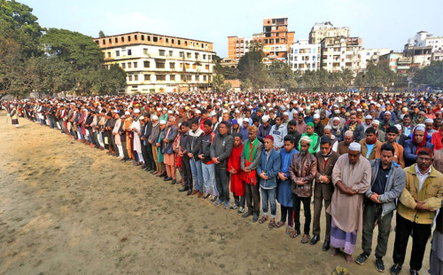 বগুড়ায় বেগম খালেদা জিয়ার গায়েবানা জানাজা 