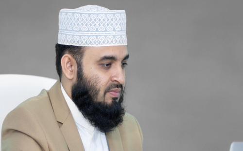 এর চেয়েও বিকট আওয়াজ আর ভয়ংকর তীব্র আগুন তোমাকে দিশেহারা করার অপেক্ষায়: আজহারী 