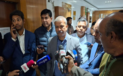 ভারতে খেলতে না যাওয়ার বিষয়ে আমরা অনড় : আসিফ নজরুল 